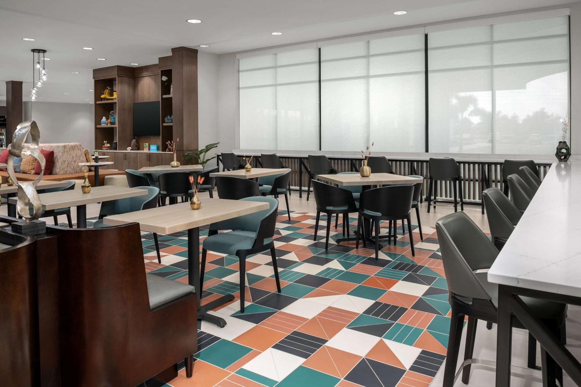 Hampton Inn Orlando Southeast Nona Narcoossee Экстерьер фото