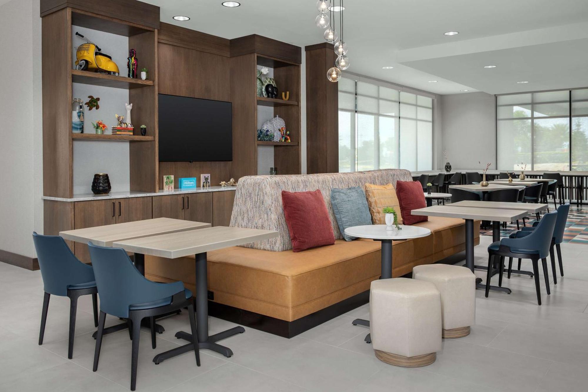 Hampton Inn Orlando Southeast Nona Narcoossee Экстерьер фото