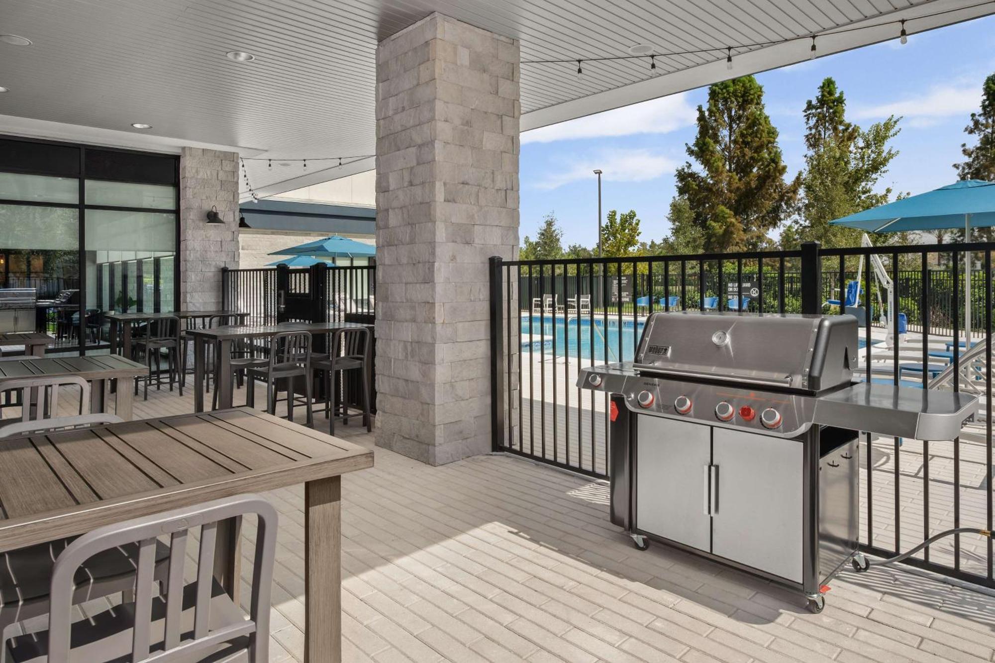 Hampton Inn Orlando Southeast Nona Narcoossee Экстерьер фото